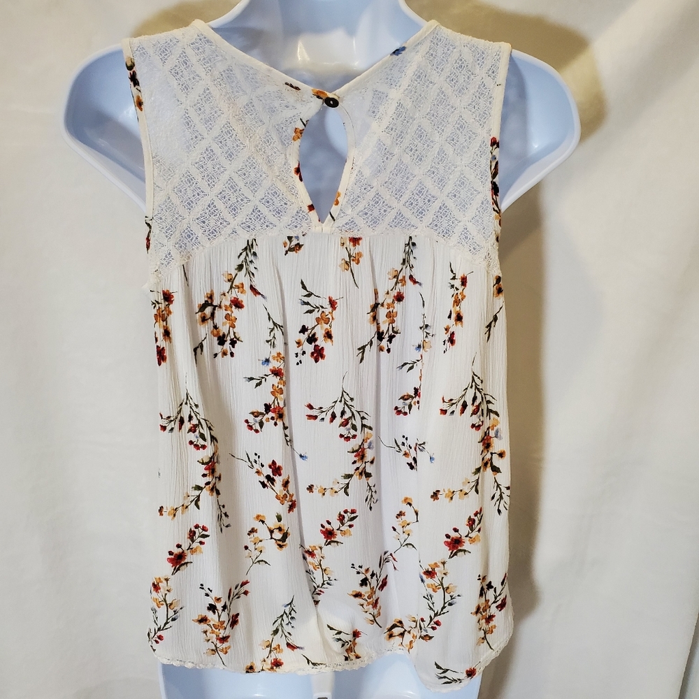 Floral and Lace Detail Sleeveless Top, Small, Off-white - Picture 3 of 6